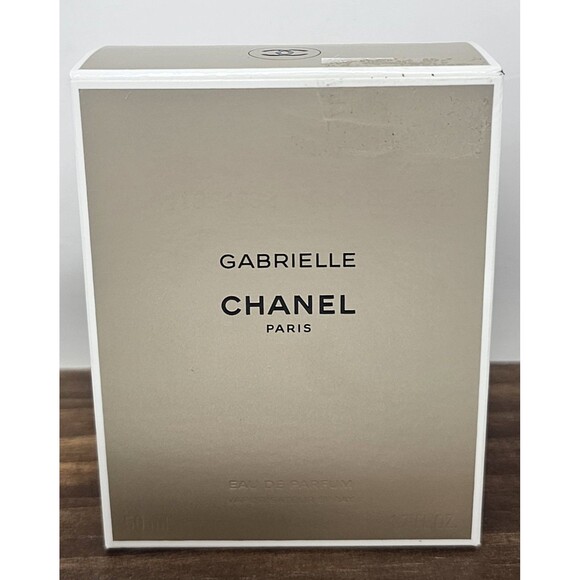 Chanel Gabrielle Eau de Parfume 1.7oz/50ml Spray NIB - Picture 2 of 12